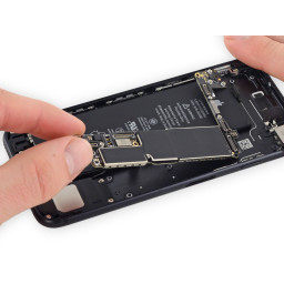 Замена платы логики iPhone 7